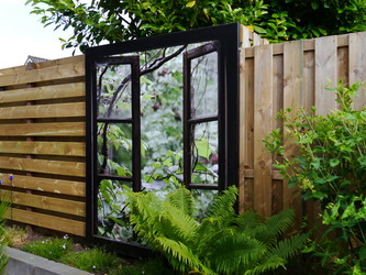 Tuinposter opgespannen op 2cm frame